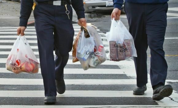 塑料袋虽小，其中藏食品安全大问题